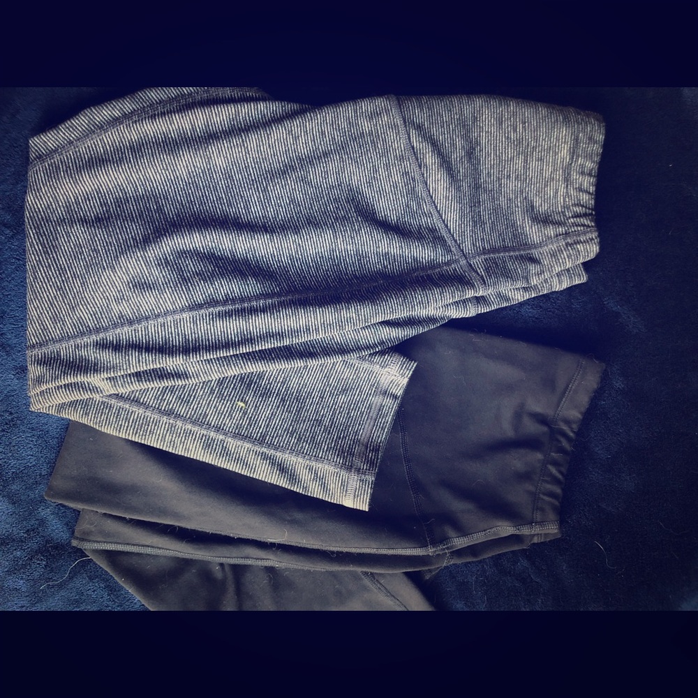 Old navy PREGNANCY YOGA PANTS!
